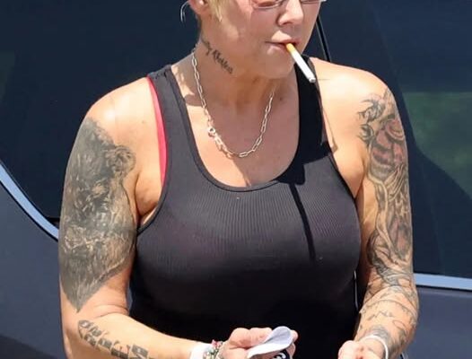 Once Tried to End Her Life, Now She’s Unrecognizable: Can You Guess Which Star’s Ex-Wife She Is?