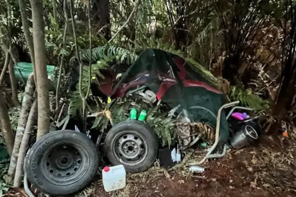 Man Shot Dead After 4 Years on the Run with His 3 Children