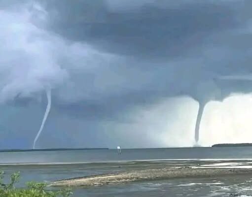 Twin Ocean Storms Strike Within Minutes
