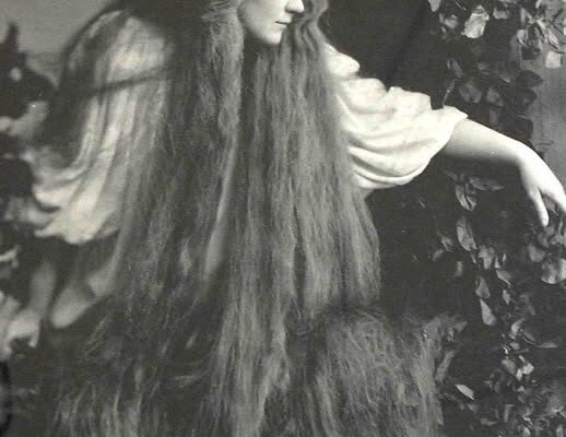 The Secret Behind Victorian Women’s Long Hair — It’s Not Just About Fashion!