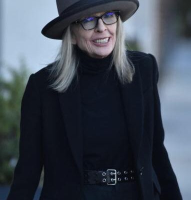 Here’s The Sad Reason Why Diane Keaton Always Wore Hats And Turtlenecks